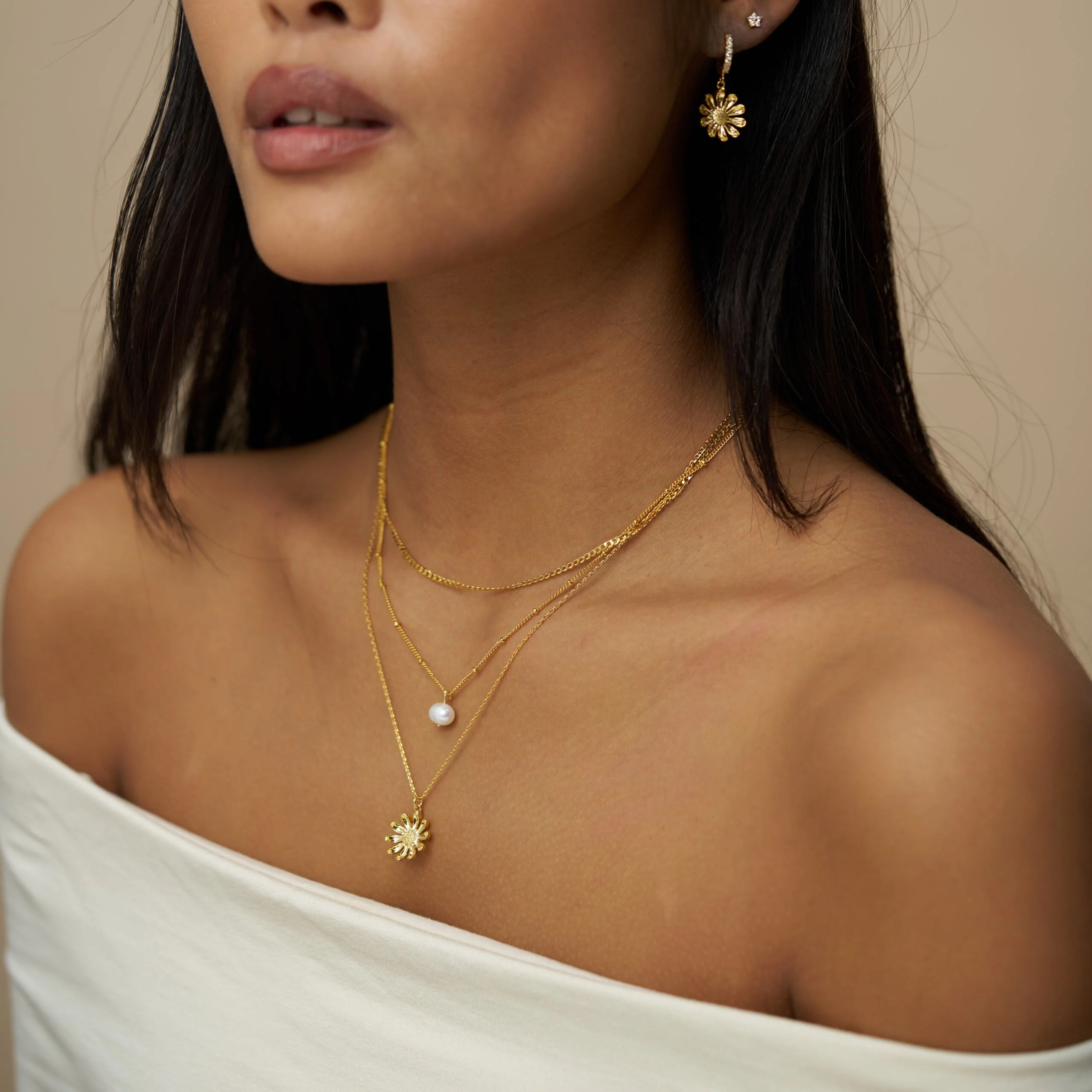 Pearl & Daisy 3-Row Necklace - Image 3